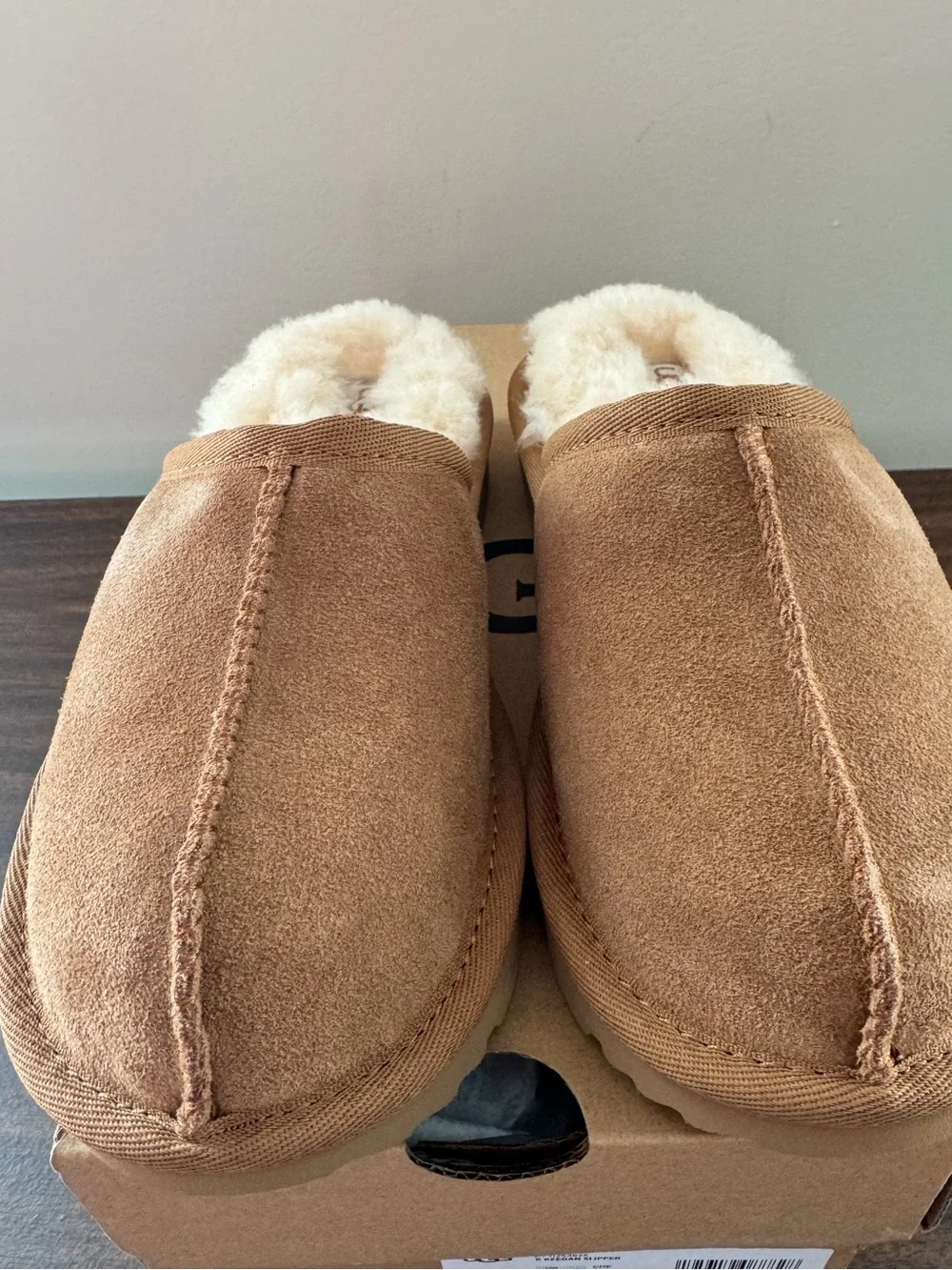 UGG Keegan Chestnut Suede Shearling Slide Slippers Big Kids Size 2 Cozy Comfort